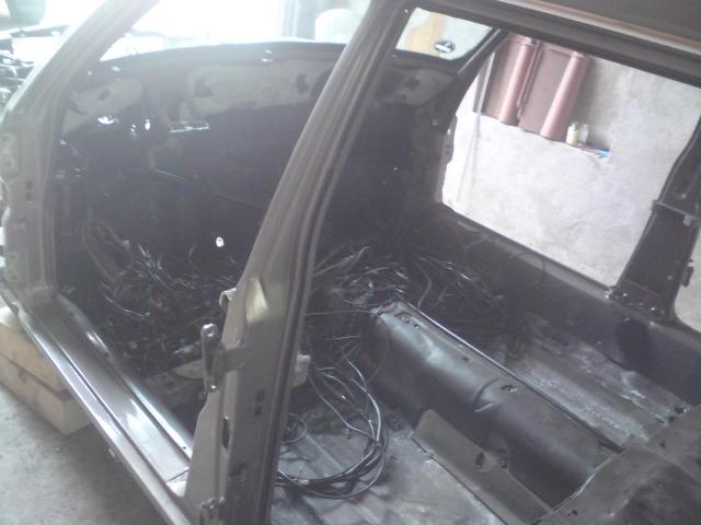 W126 naked-4