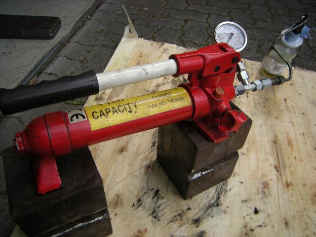 Düsenprüfgerät, Diesel injector pop tester